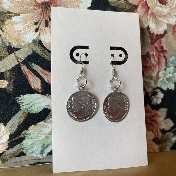 🇫🇷🪙 French Coin Earrings - Picture 6 of 7